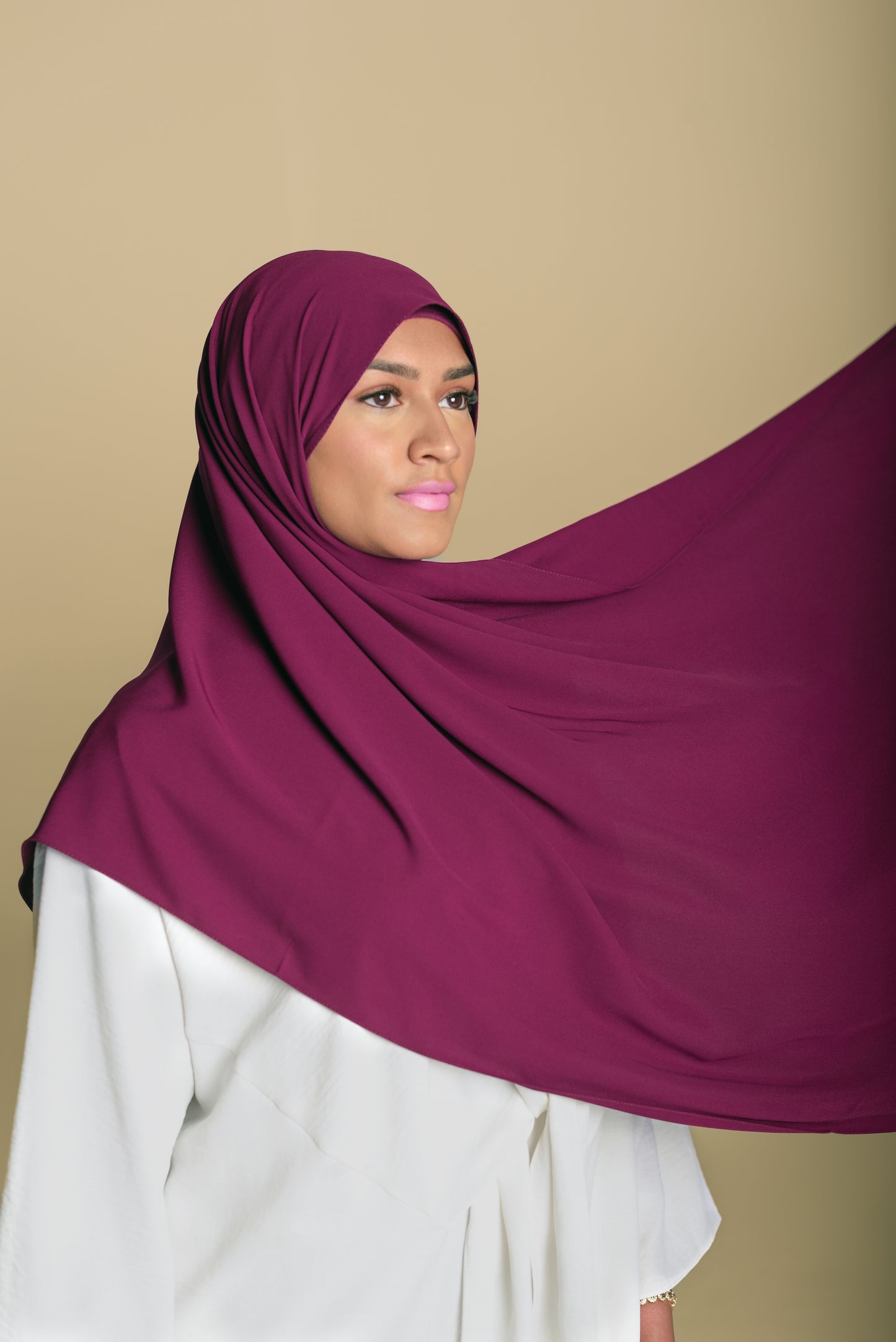 Premium Shawl in Mulberry