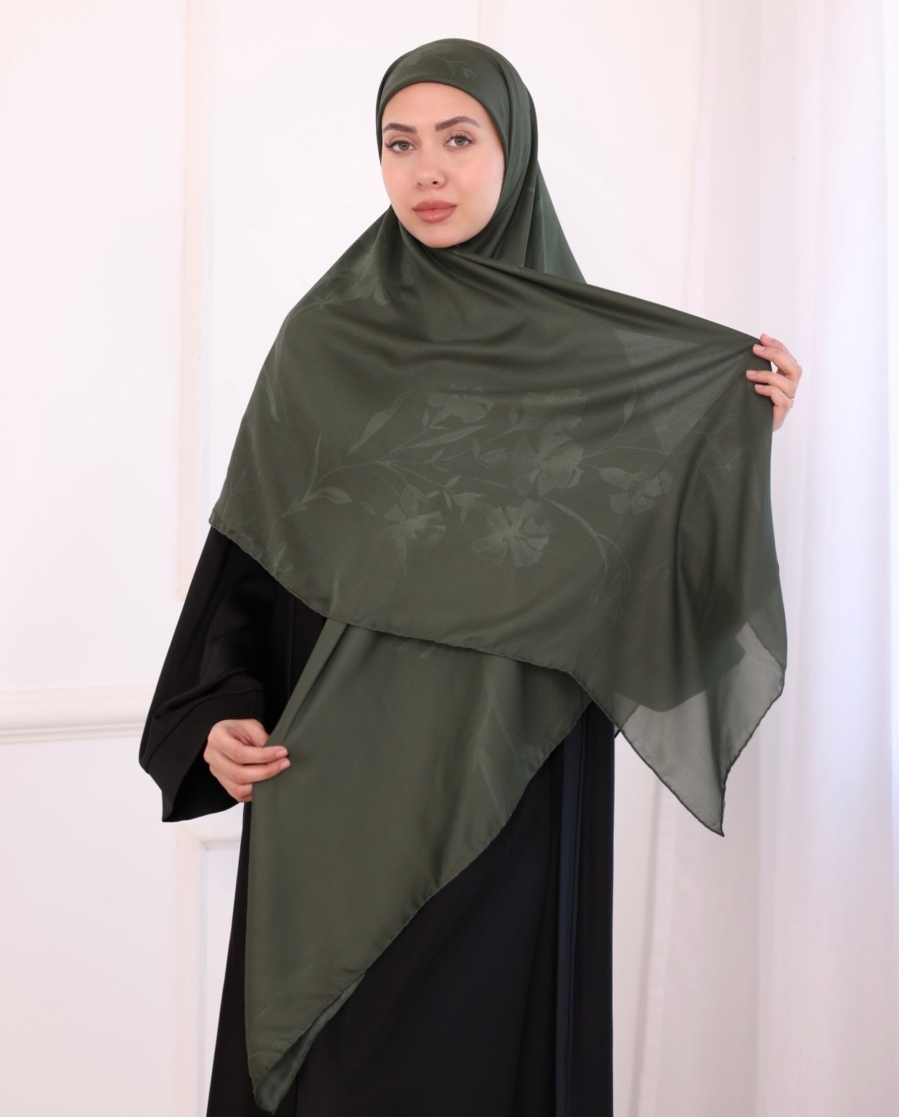 Arz Serene Silk