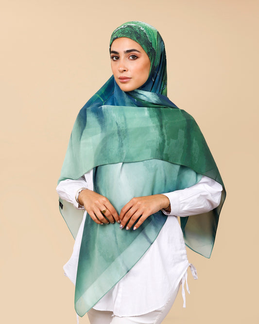 Crepe-SilkTouch Eśarp in Green Blue